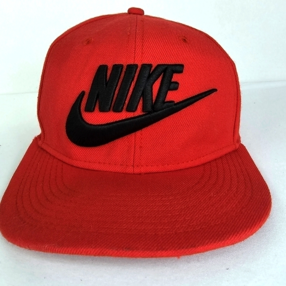 NIKE TRUE FUTURA --Raised Nike Logo Swoosh Black and Red Cap - SnapBack Hat